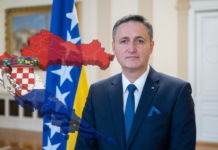 Nova politička bura Sarajeva i Zagreba: Denis poslao jasnu poruku Hrvatskoj Nova politička bura Sarajeva i Zagreba – Denis Bećirović