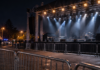 Drama pred koncert poznate pjevačice: Publika čekala, policija stigla – ona napustila mjesto bez izlaska na binu Prazna koncertna bina uz prisustvo policije – ilustrativni vizual