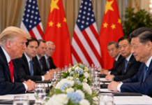 Trump i Xi pred kamerama pokazali osmijehe, a iza zatvorenih vrata ostao problem koji potresa svijet Trump i Xi tokom pregovora između SAD-a i Kine