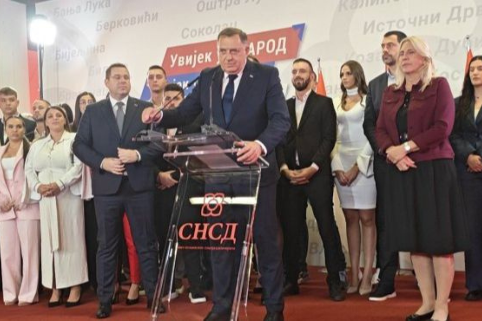 Vučić se oglasio nakon izbora u BiH i poslao poruku Dodiku