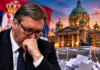 IZBORI U SRBIJI NAPRAVILI POLITIČKI POTRES! Objavljeni novi rezultati, razlika između studenata i SNS-a izazvala veliku pažnju! Izbori u Srbiji 2026 – Aleksandar Vučić zamišljen, uz glasačku kutiju, zastavu Srbije i zgradu Narodne skupštine.
